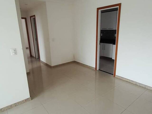 #243 - Apartamento para Venda em Vila Velha - ES